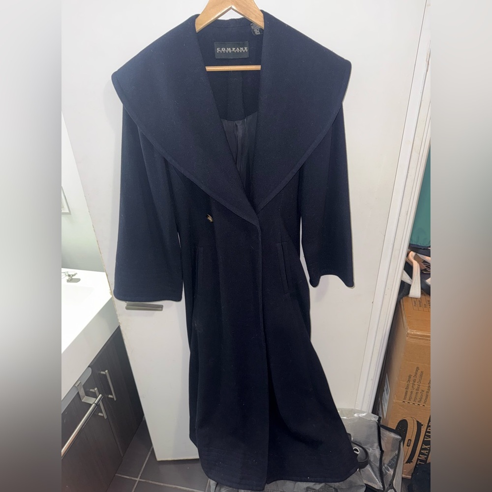 Elegant navy blue long wool/cashmere Coat